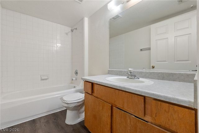 2200 Benmore Street 101, Las Vegas, NV 89108