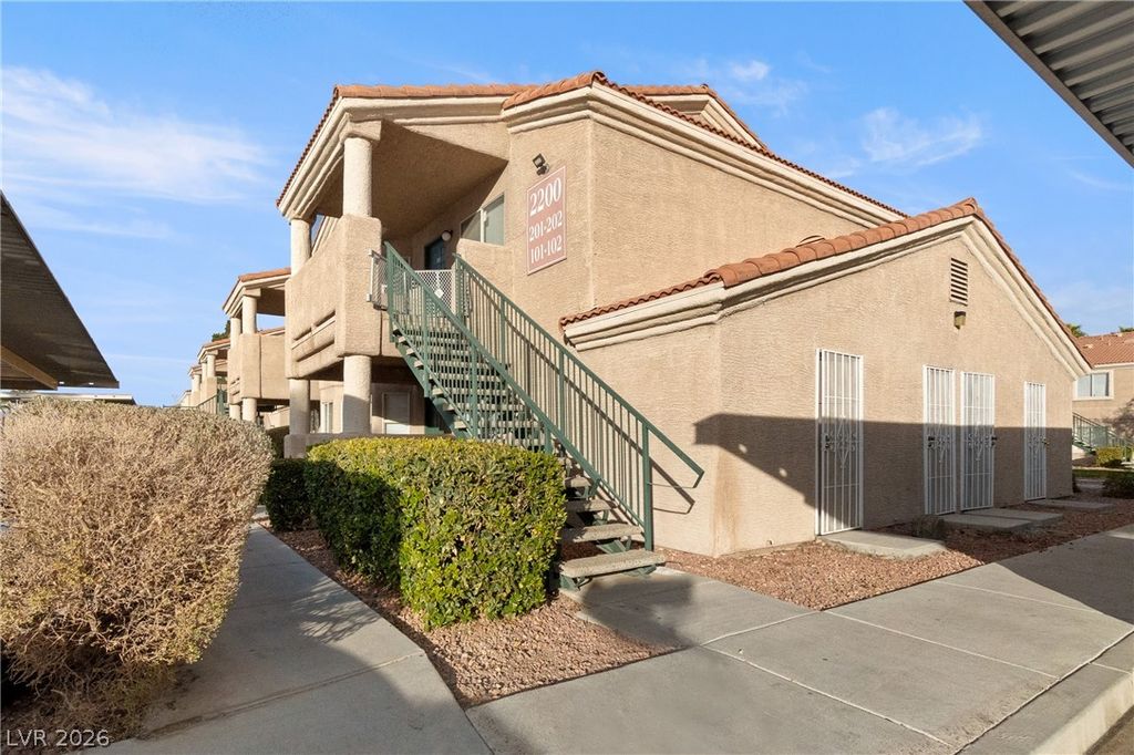 2200 Benmore Street 101, Las Vegas, NV 89108