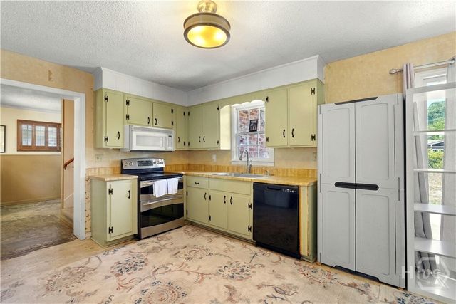 1506 Marlborough Way, Savannah, GA 31406