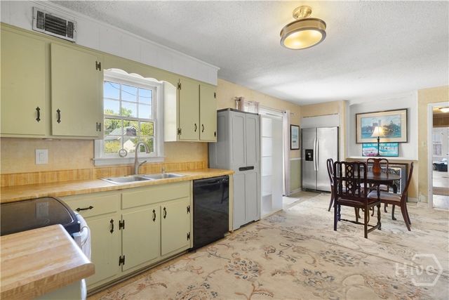 1506 Marlborough Way, Savannah, GA 31406