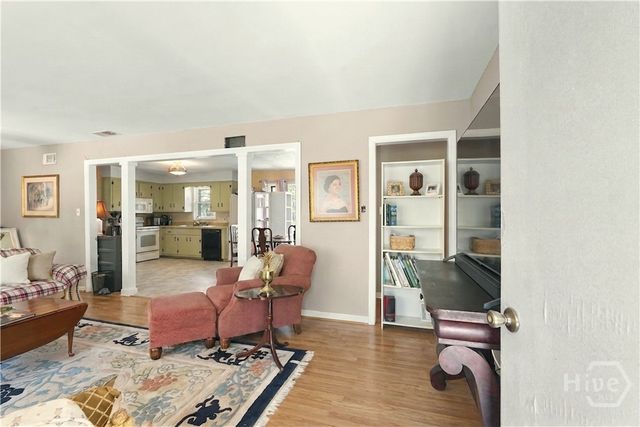 1506 Marlborough Way, Savannah, GA 31406