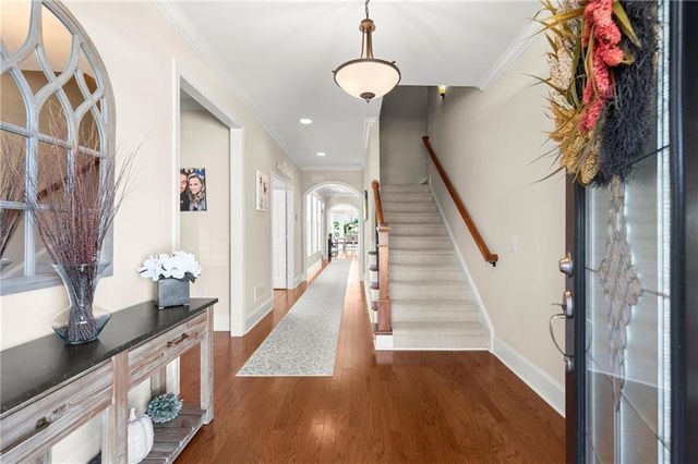 257 Somerset Circle, Woodstock, GA 30189