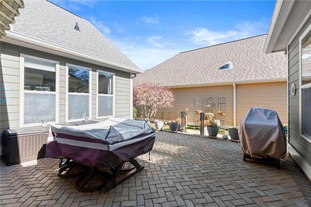 257 Somerset Circle, Woodstock, GA 30189