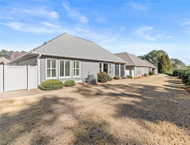 257 Somerset Circle, Woodstock, GA 30189