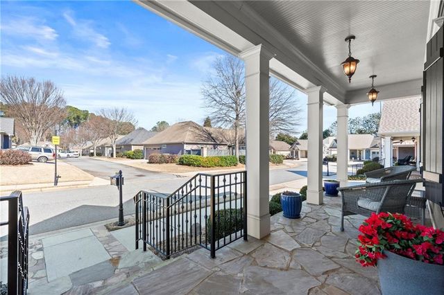 257 Somerset Circle, Woodstock, GA 30189