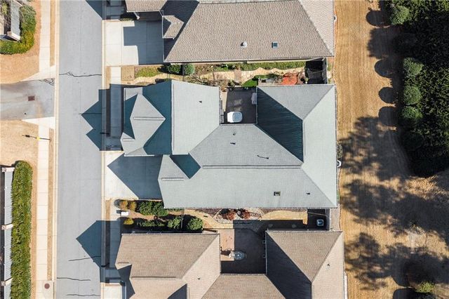 257 Somerset Circle, Woodstock, GA 30189