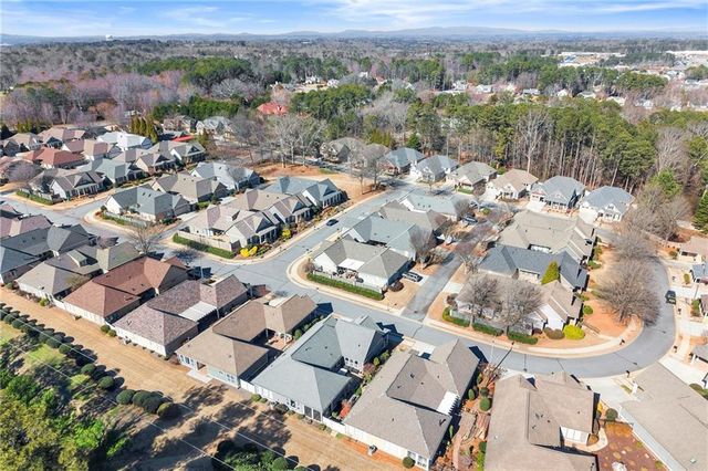 257 Somerset Circle, Woodstock, GA 30189