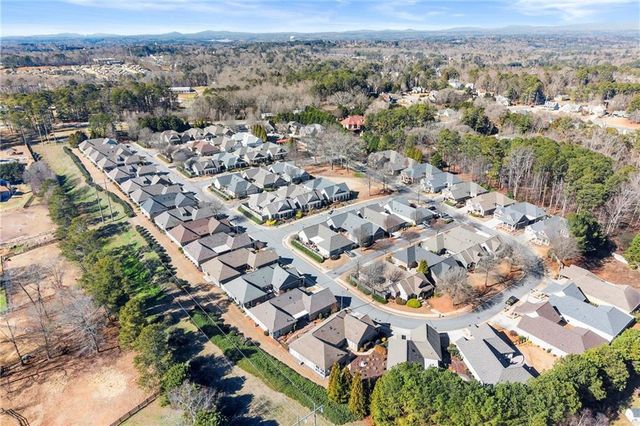 257 Somerset Circle, Woodstock, GA 30189