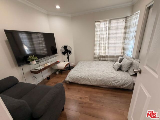 12148 Runnymede Street, North Hollywood, CA 91605