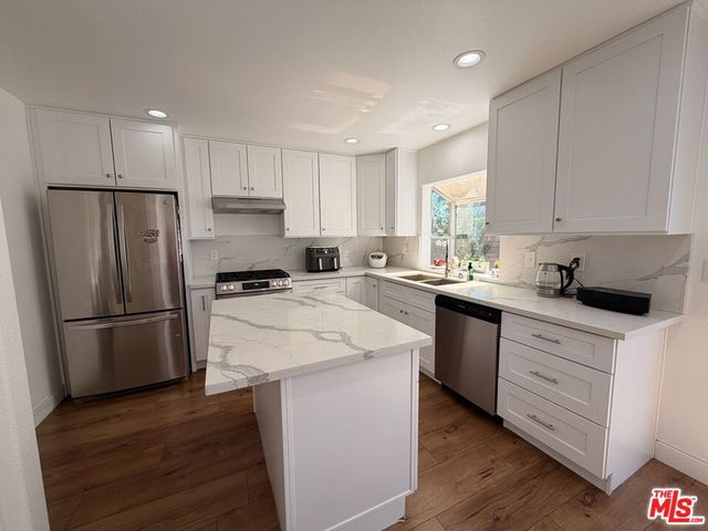 12148 Runnymede Street, North Hollywood, CA 91605