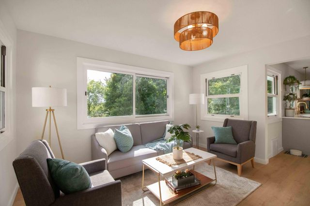 7363 Ann Court, Eden Prairie, MN 55346