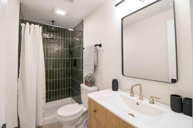 7363 Ann Court, Eden Prairie, MN 55346