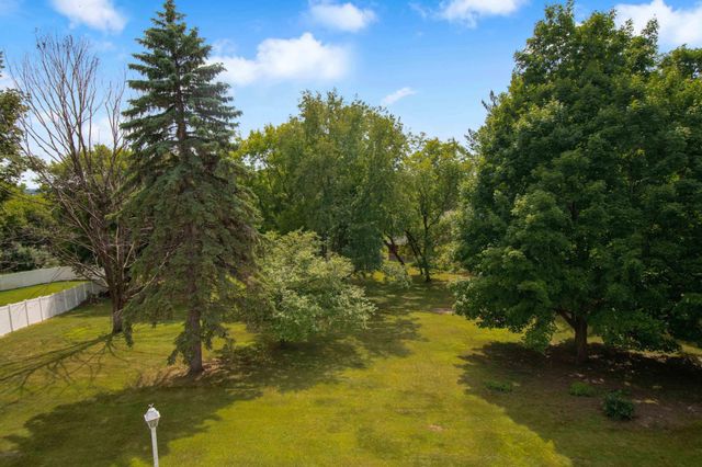 7363 Ann Court, Eden Prairie, MN 55346
