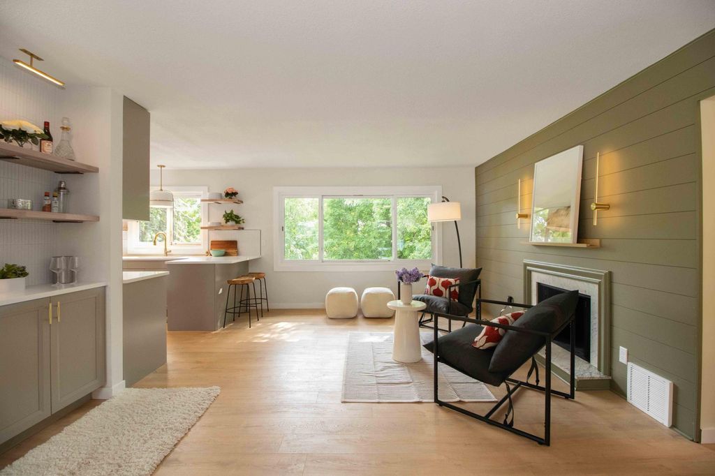 7363 Ann Court, Eden Prairie, MN 55346
