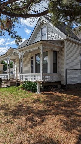 222 W Highland Street, Shawnee, OK 74801