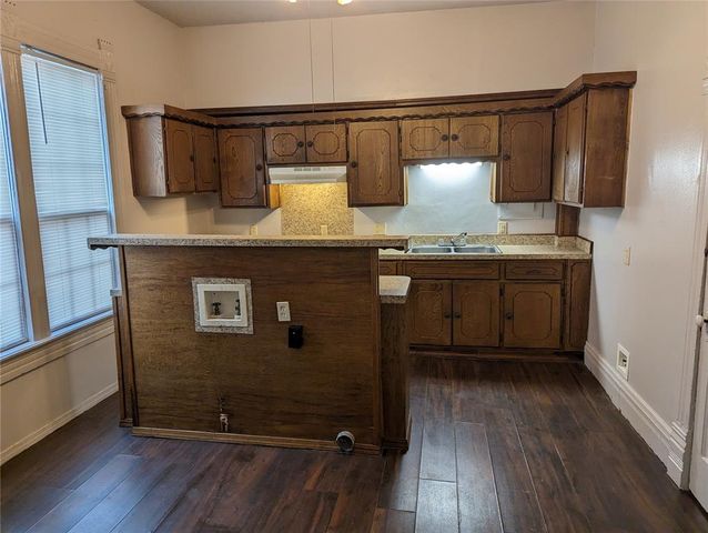 222 W Highland Street, Shawnee, OK 74801