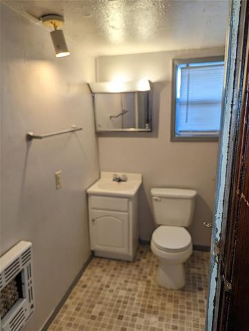 222 W Highland Street, Shawnee, OK 74801