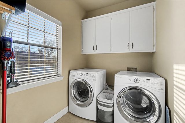 924 S 25th Street, Rogers, AR 72758