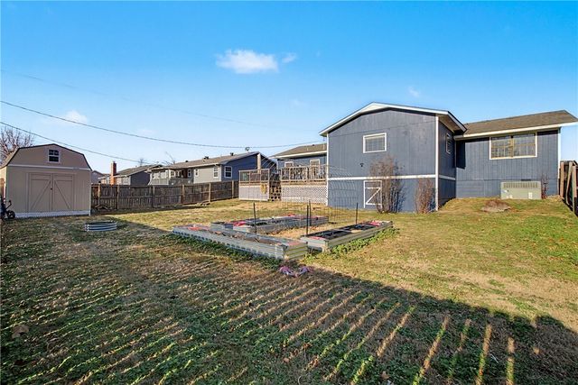 924 S 25th Street, Rogers, AR 72758