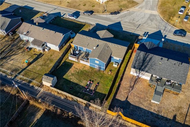 924 S 25th Street, Rogers, AR 72758