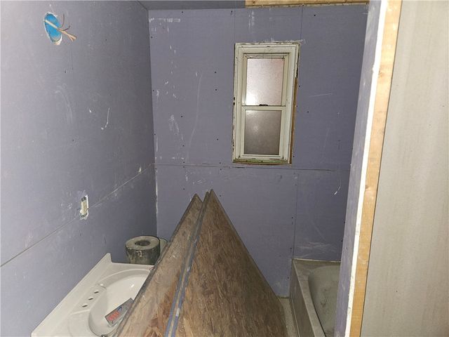 1019 Kennedy Ave, Duquesne, PA 15110