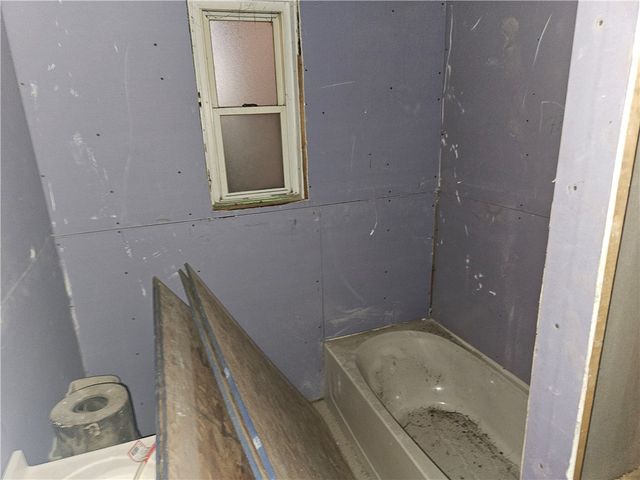 1019 Kennedy Ave, Duquesne, PA 15110