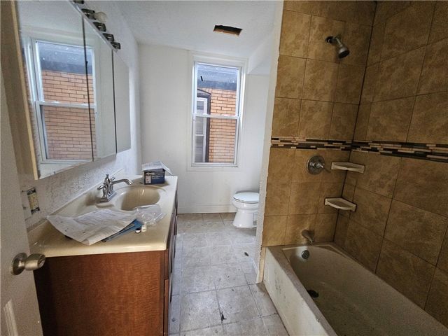 1019 Kennedy Ave, Duquesne, PA 15110