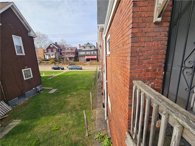 1019 Kennedy Ave, Duquesne, PA 15110