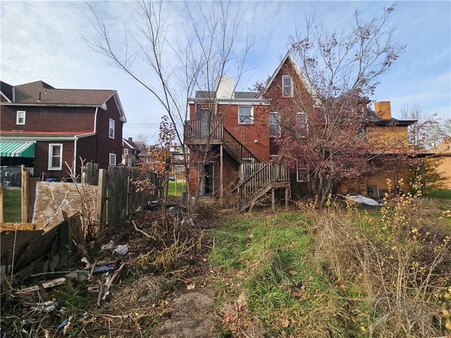 1019 Kennedy Ave, Duquesne, PA 15110