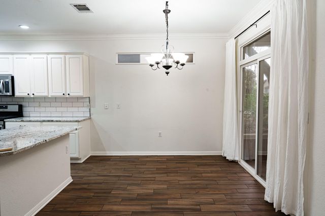 124 Dewberry DR, Georgetown, TX 78633