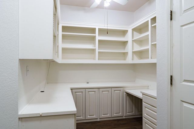 124 Dewberry DR, Georgetown, TX 78633