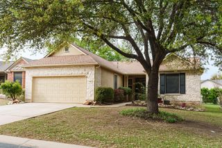 124 Dewberry DR, Georgetown, TX 78633