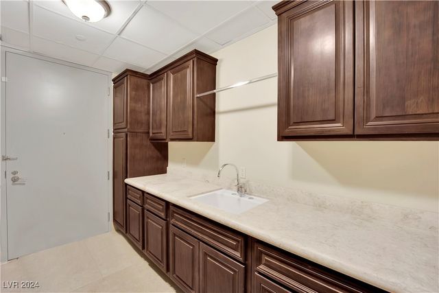 9103 Alta Drive 1101, Las Vegas, NV 89145