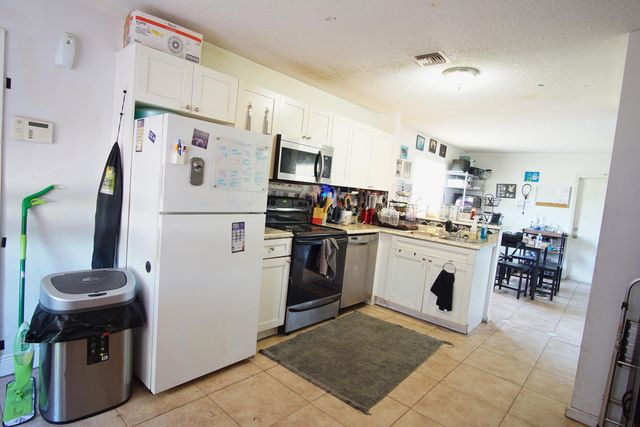 1513 SW 3rd Terrace, Deerfield Beach, FL 33441