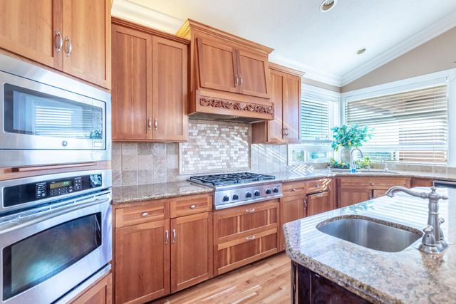 7775 Muletown Road, Redding, CA 96001