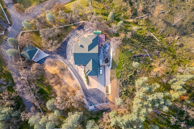 7775 Muletown Road, Redding, CA 96001