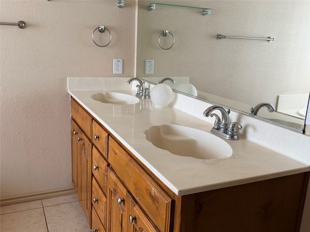 1427 Furlong Court, Irving, TX 75060