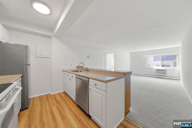 333 Grand Avenue 2N, Palisades Park, NJ 07650