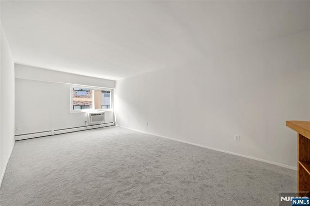 333 Grand Avenue 2N, Palisades Park, NJ 07650