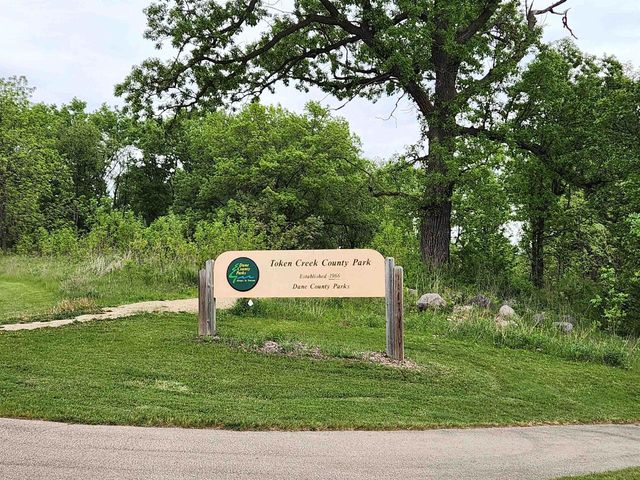 4074 Hanover Drive, Deforest, WI 53532
