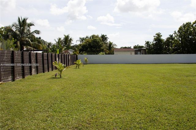 295 NE 150th Street, Miami, FL 33161