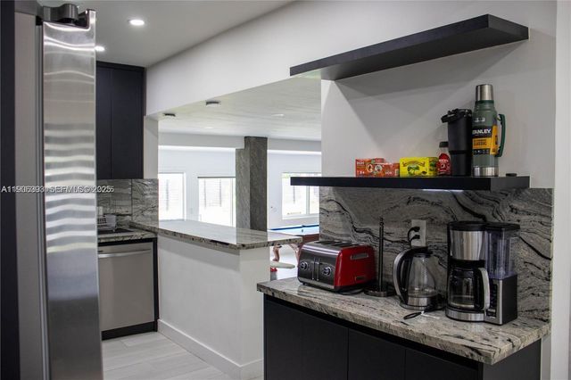 295 NE 150th Street, Miami, FL 33161