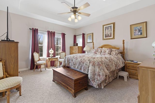 24 Lands End, Kimberling City, MO 65686