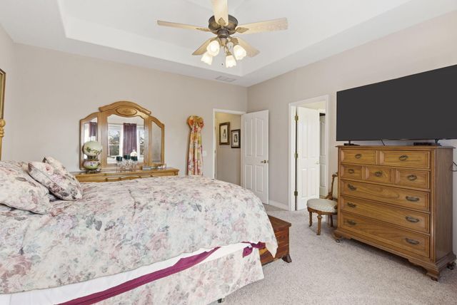 24 Lands End, Kimberling City, MO 65686