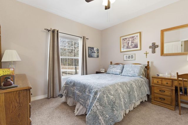 24 Lands End, Kimberling City, MO 65686