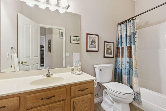 24 Lands End, Kimberling City, MO 65686