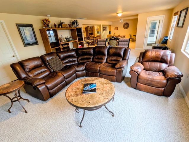 24 Lands End, Kimberling City, MO 65686