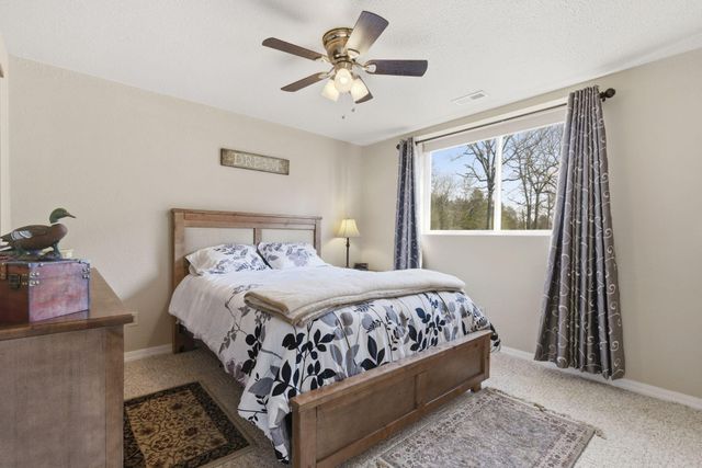 24 Lands End, Kimberling City, MO 65686