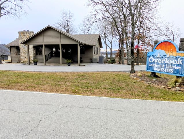 24 Lands End, Kimberling City, MO 65686