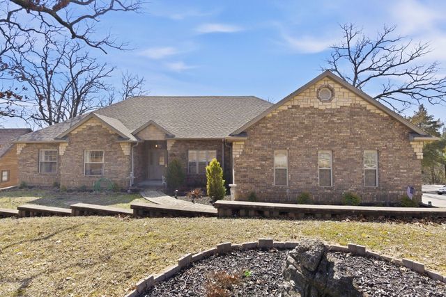 24 Lands End, Kimberling City, MO 65686